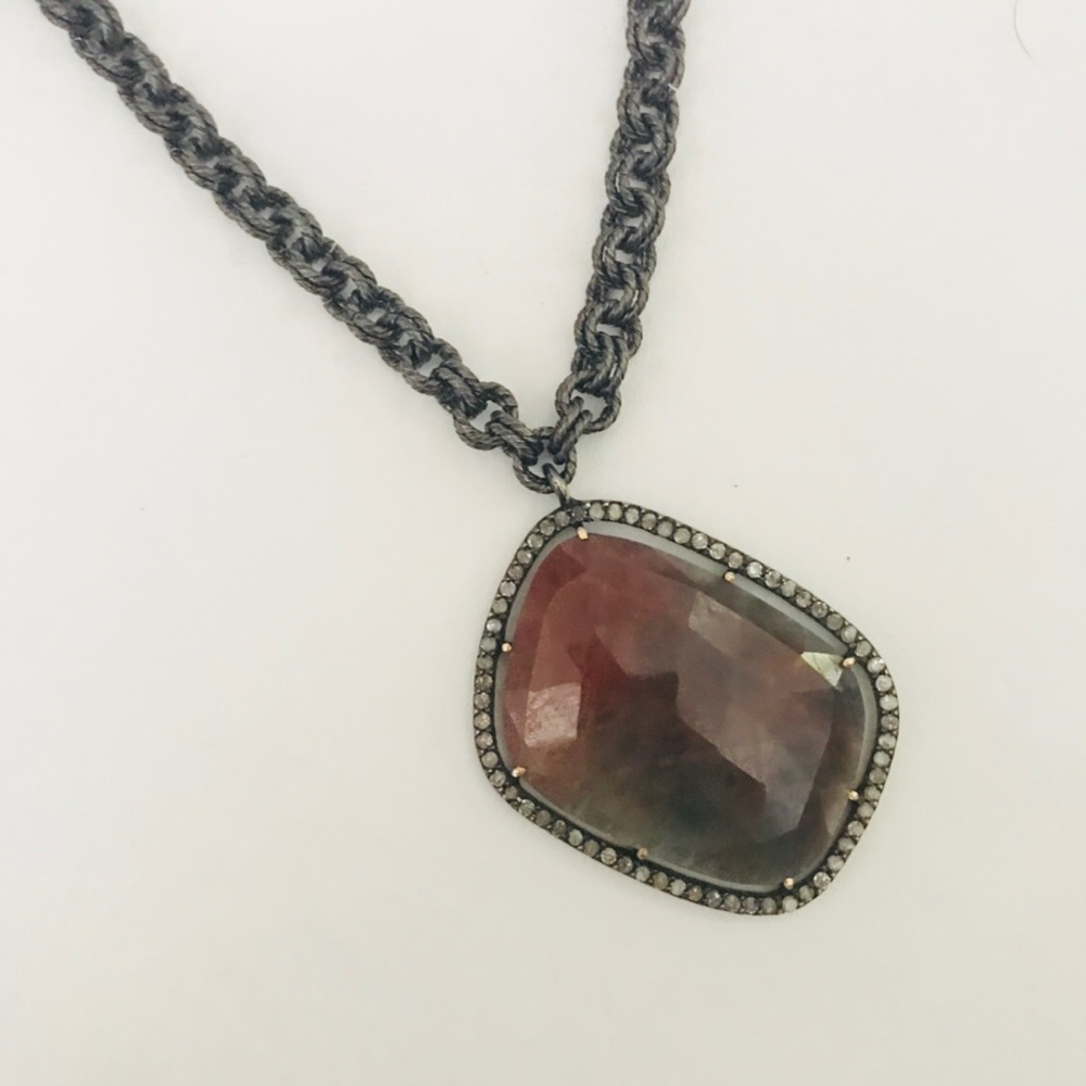 Diamond Umba Sapphire Pendant Necklace